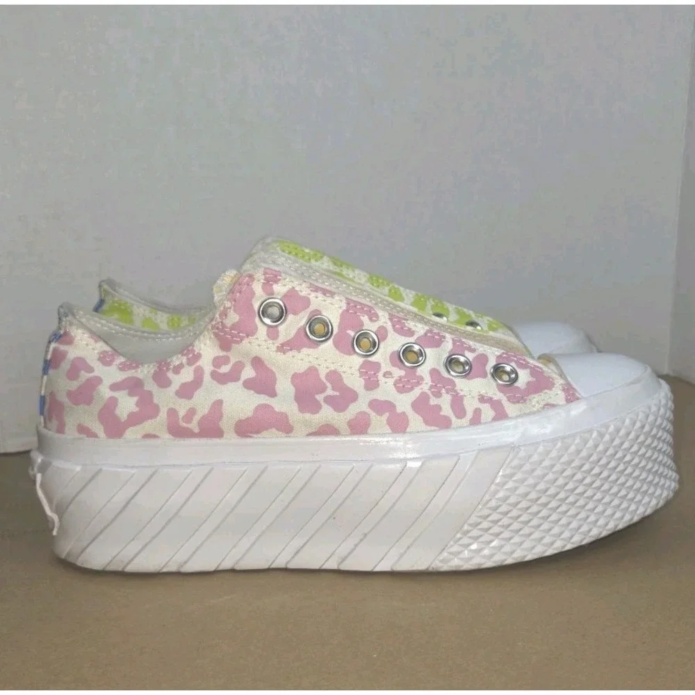 Converse Chuck Taylor 2X Platform Low  US 7.5 Welcome To The Wild NO LACES